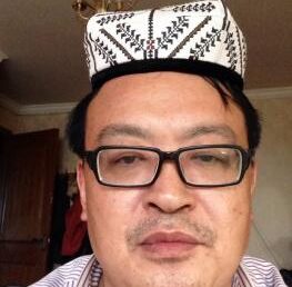 民族关系紧张之际，一名中国记者的团结姿态赢得支持
